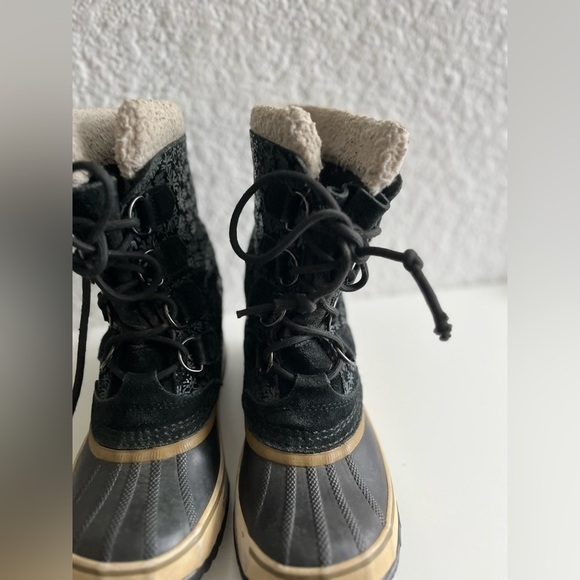 womens Sorel Snowflake Black Waterproof Snow Boots NL1715-011 Size 6 - Picture 7 of 7